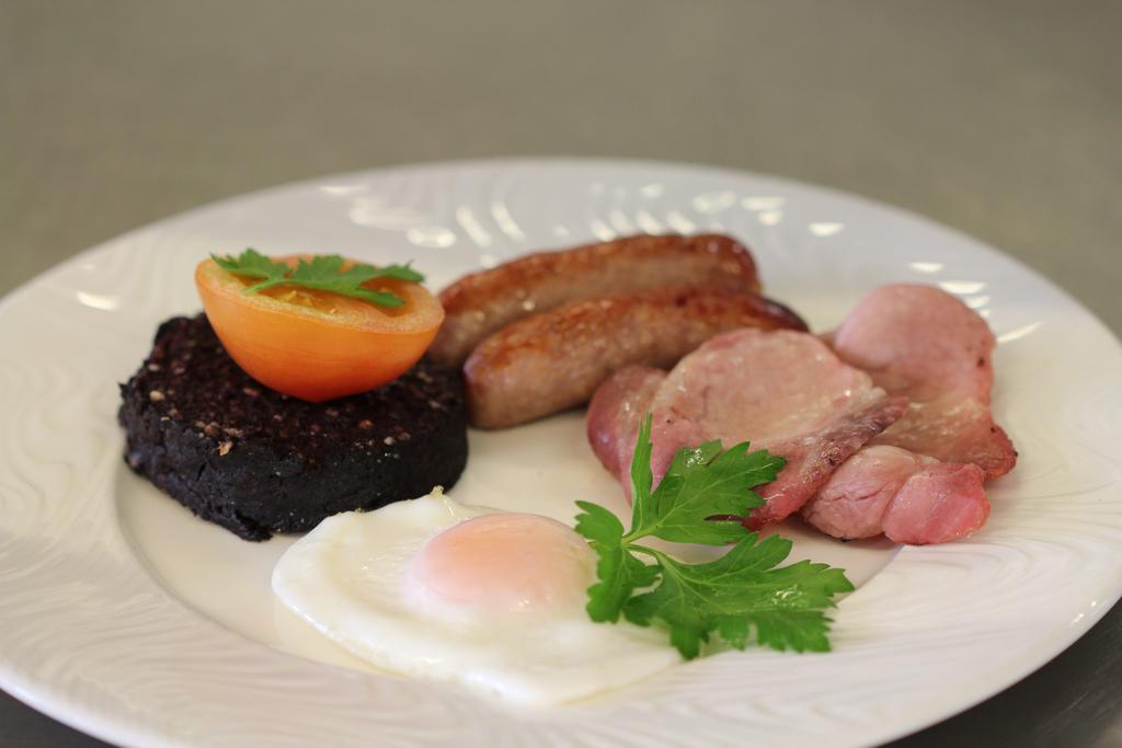 Strathburn Hotel Inverurie By Compass Hospitality Luaran gambar