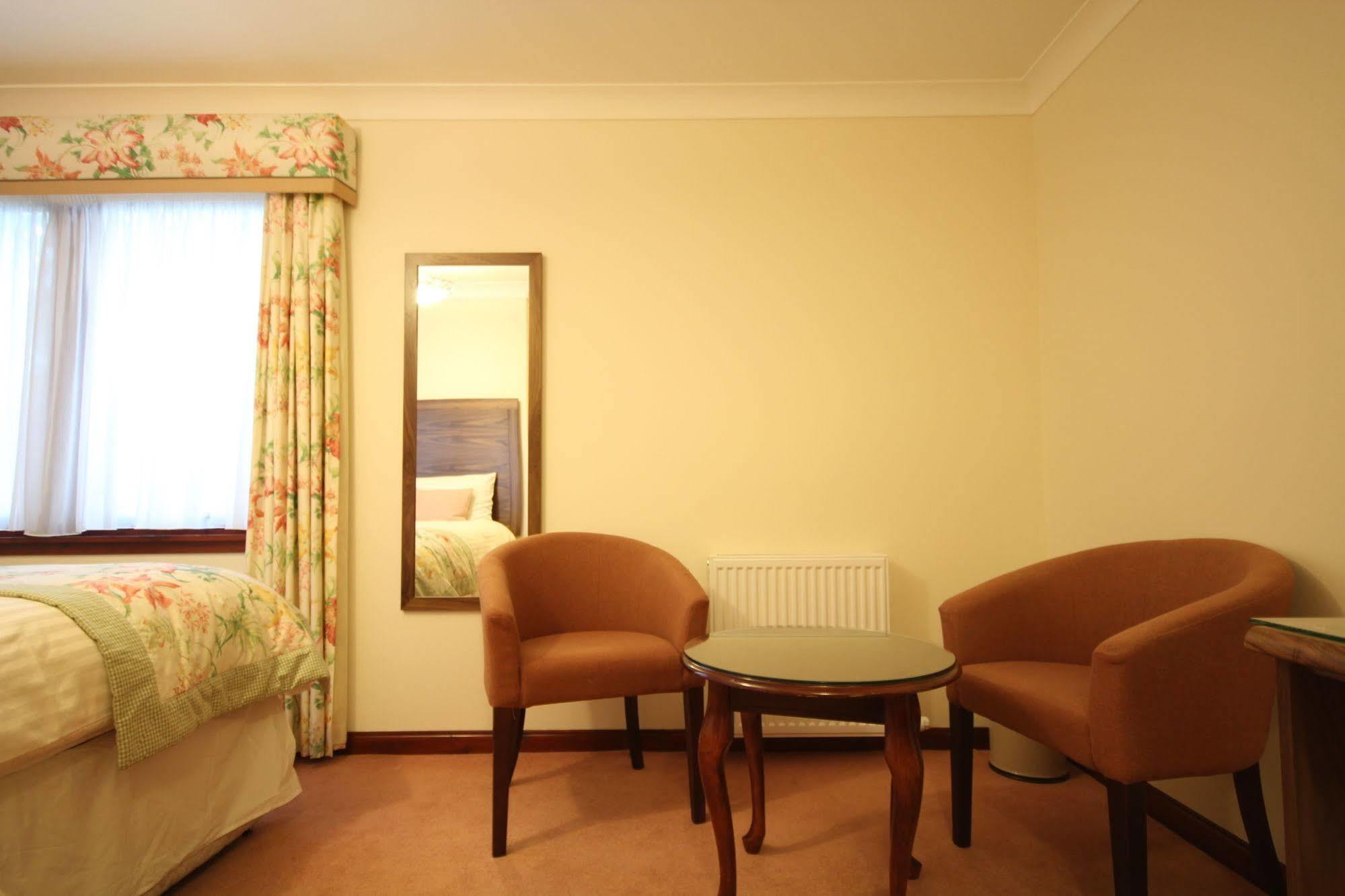 Strathburn Hotel Inverurie By Compass Hospitality Luaran gambar