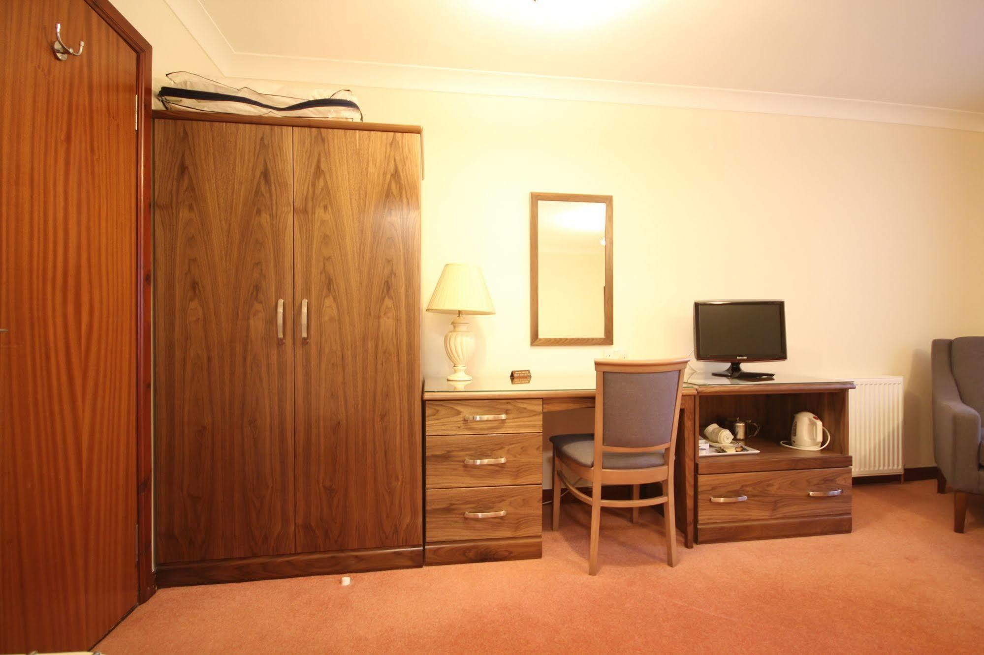 Strathburn Hotel Inverurie By Compass Hospitality Luaran gambar